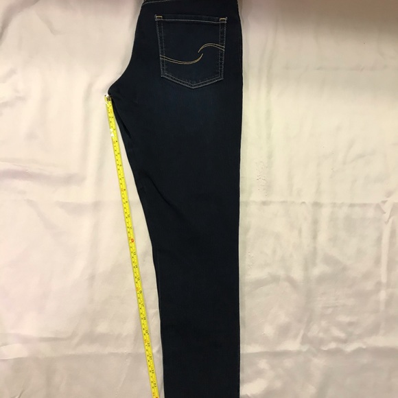 Levi’s Pull On Skinny Totally Shaping Jeans Sz 8 - Picture 6 of 10